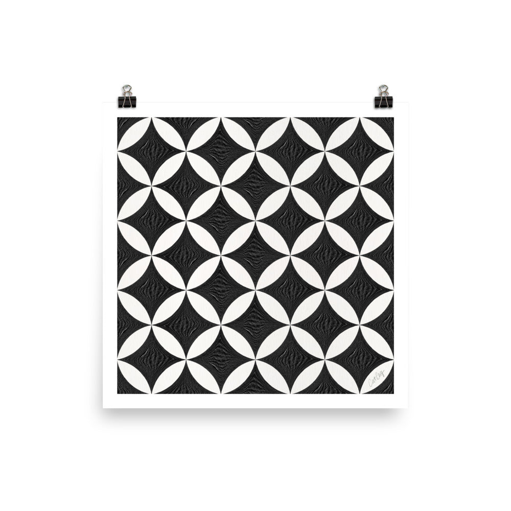 Eclipse Pattern – Black