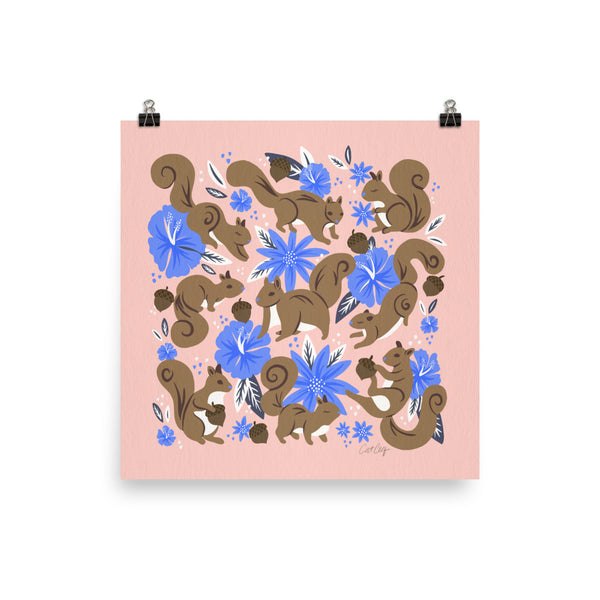 Squirrels & Blooms – Tawny & Blue